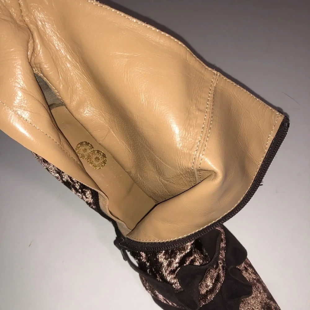 8 by Yoox velvet and leather 4” heeled booties made in Italy size 38 - Picture 14 of 16